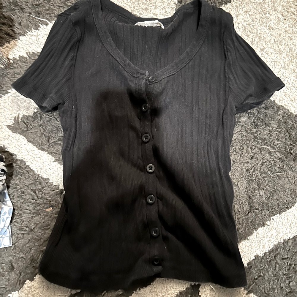 Black tee, small, crop top Aeropostale button up